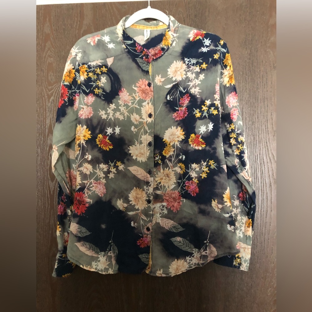 Cotton Daisy floral button front top size M/L
